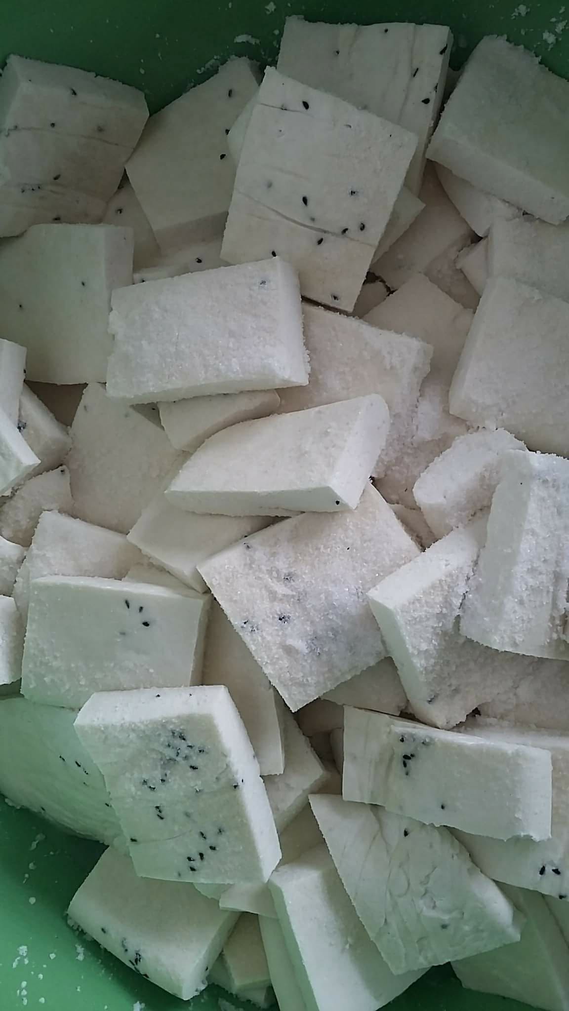 الألبان والأجبان البلدية