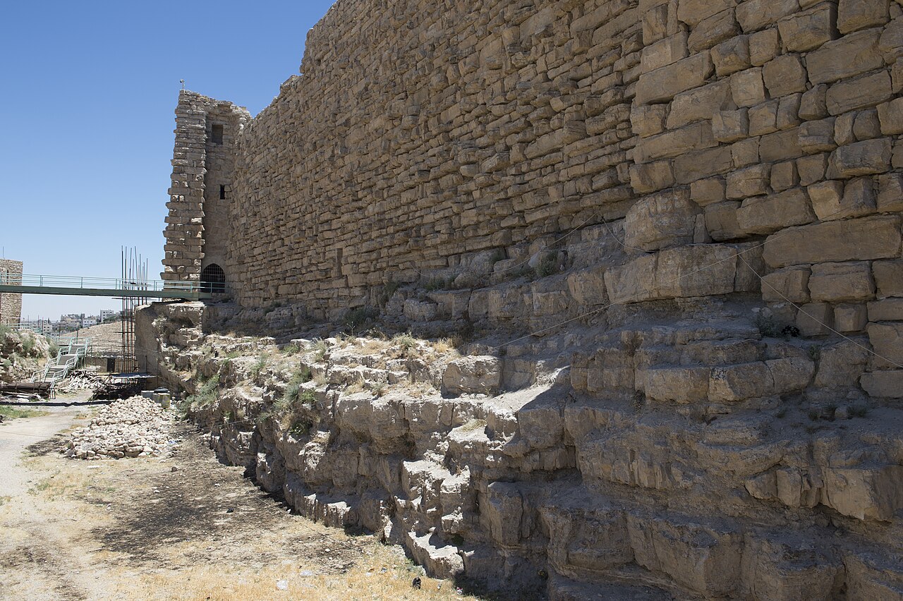 The Castle&amp;amp;amp;amp;#039;s Resilience Through Ages
