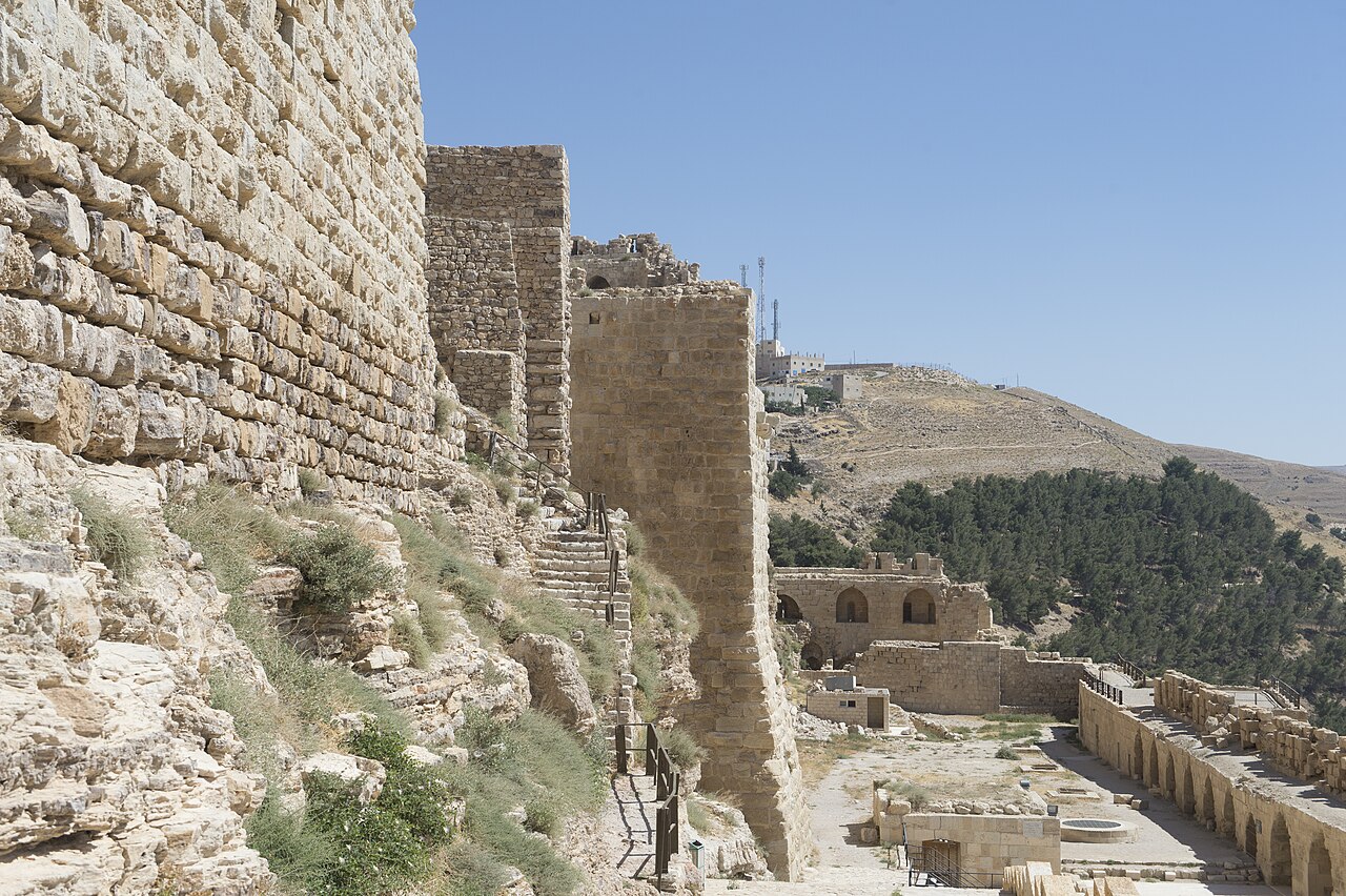 The Castle&amp;amp;amp;amp;#039;s Resilience Through Ages